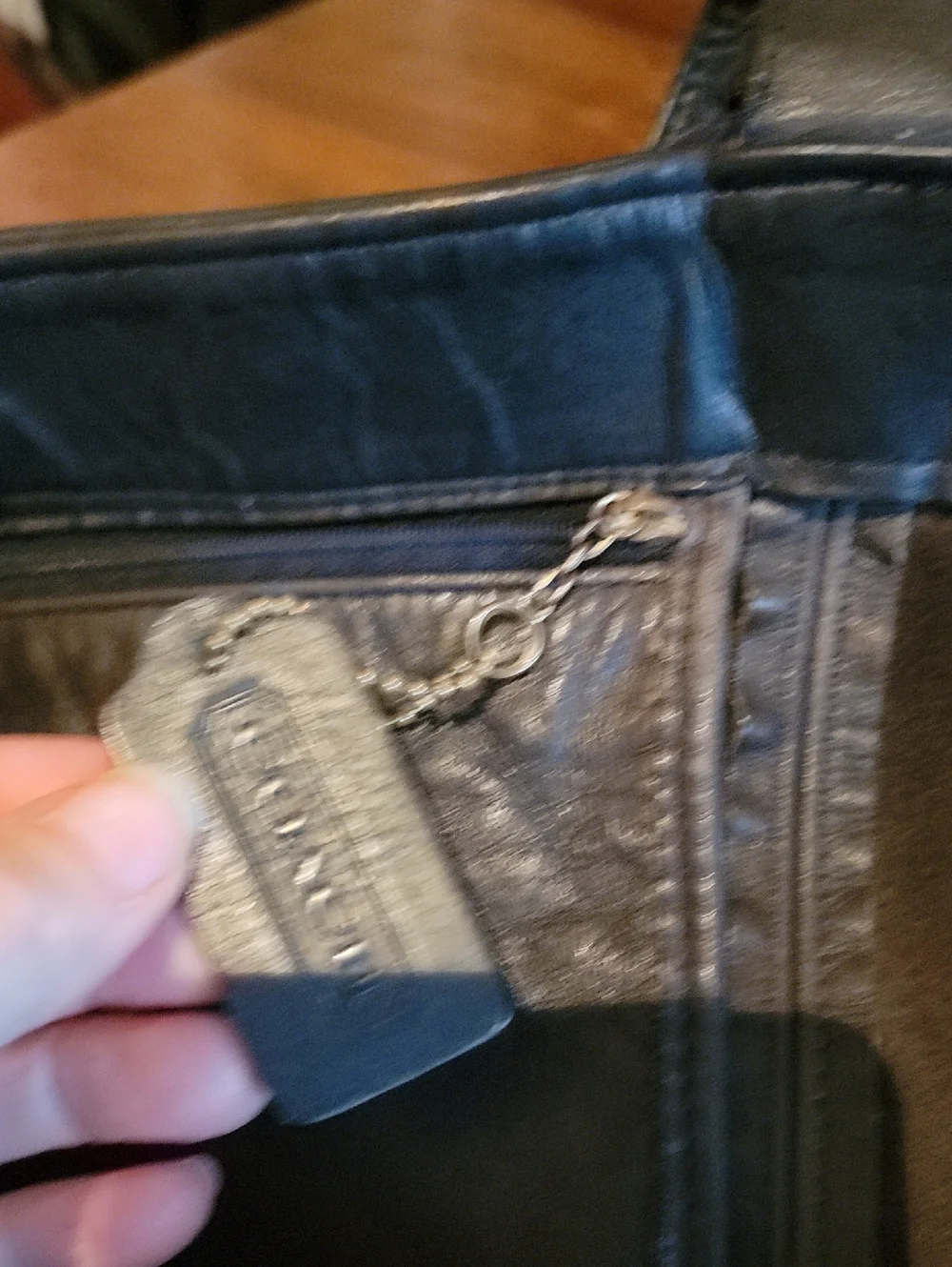 Vintage Coach Soho Classic Black Leather Hobo Tote Bag - Women - Picture 7 of 11